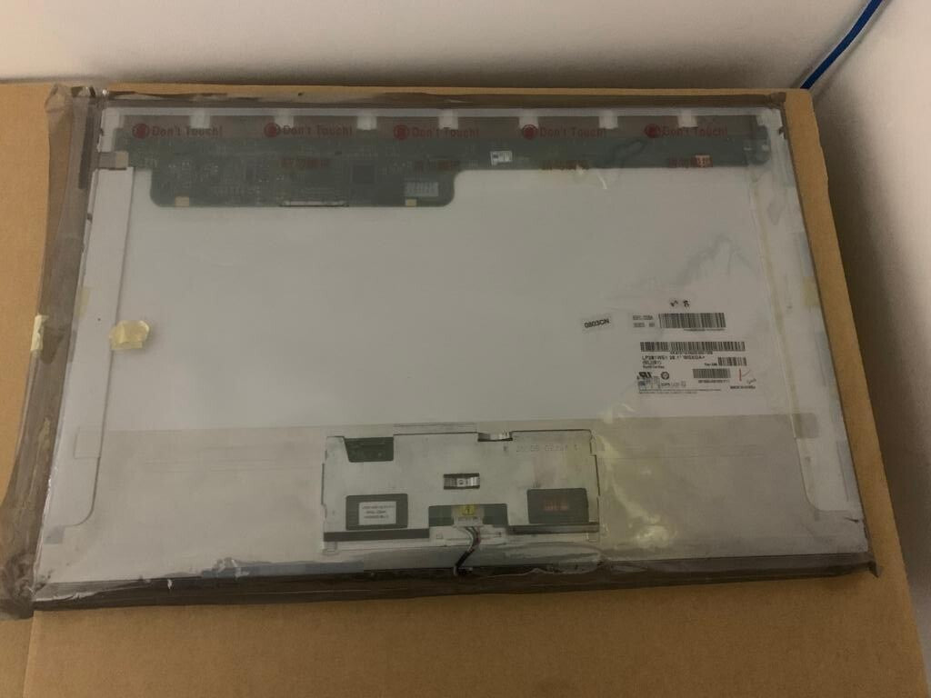 LG.Philips 20.1 inch LCD Screen LP201WE1-SL01 40pin